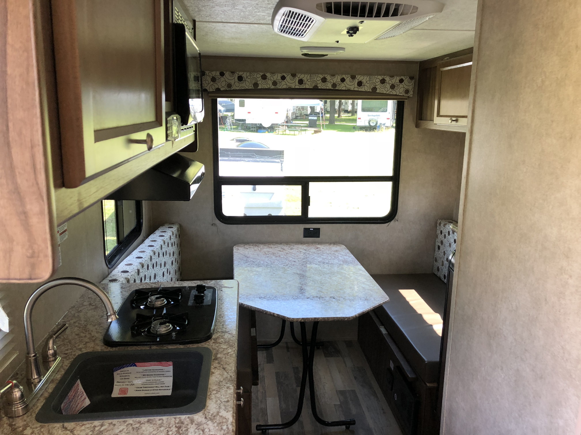 20180823_164138632_iOS 20180823_164138632_iOS